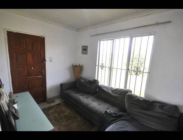2 BEDROOM HOUSE FOR SALE IN DAWN PARK
